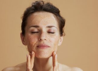 “2 Quick Tips to Revive Dull, Tired Skin Affected by Long Office Hours”