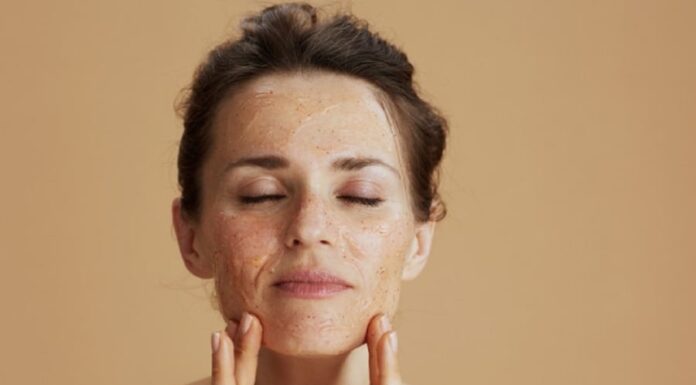 “2 Quick Tips to Revive Dull, Tired Skin Affected by Long Office Hours”