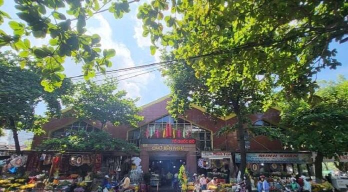 The One-Stop Shop in the Heart of Hue, a Legacy Since the Reign of Emperor Gia Long