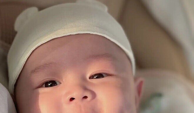 “The Giggle Factor: Unraveling the Mystery Behind the Laughter Preferences of Children”