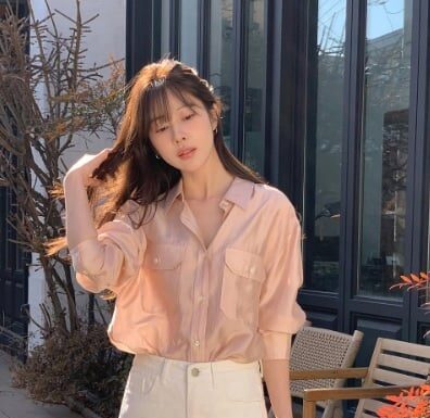 4 Simple Tips to Loosen Up Your Stiff and Serious Office Look