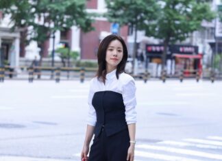 The Fashion-Forward Career Woman’s Guide to Year-Round Office Chic: Steal the Style of “Rooftop Prince” Star
