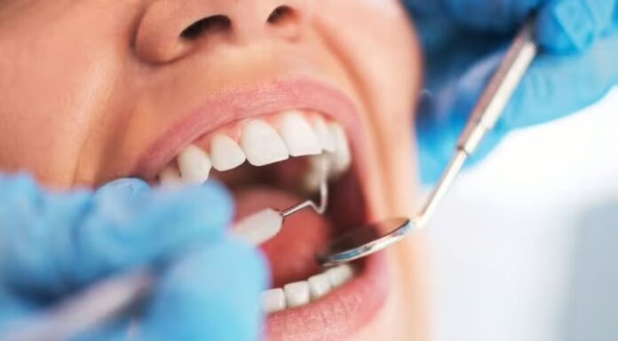 Brushing Your Teeth: Before or After Breakfast?