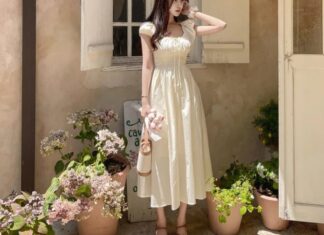 10 Easy Travel Outfit Ideas to Mix and Match for a Youthful and Vibrant Look