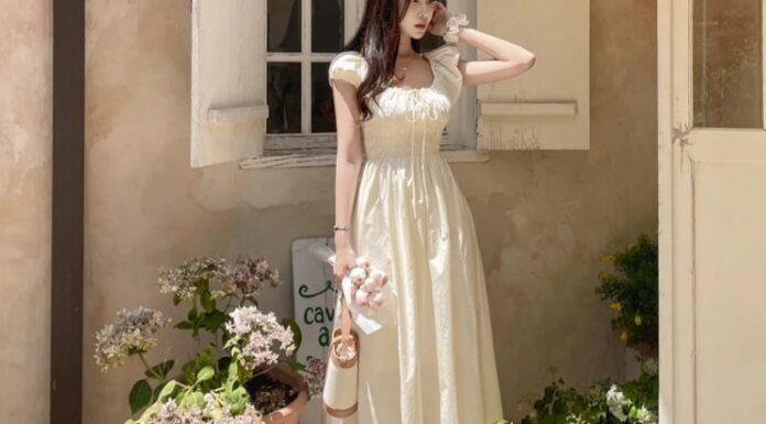 10 Easy Travel Outfit Ideas to Mix and Match for a Youthful and Vibrant Look