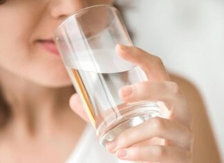 Four Essential Tips to Transform Dark Lips into a Rosy Hue