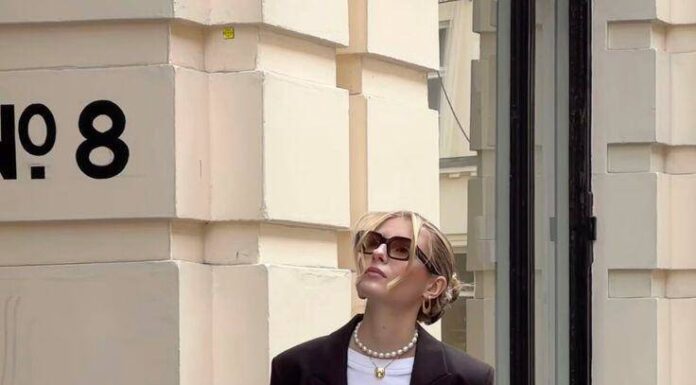 The Top 5 Flat Shoe Trends to Step Out in Style This 2025