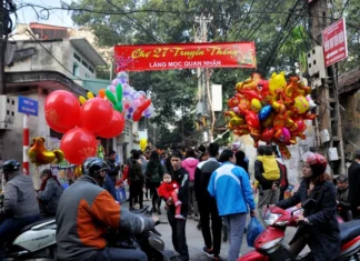 The Heart of Hanoi: A Century-Old Market That Comes Alive on the 27th Morning of Tet