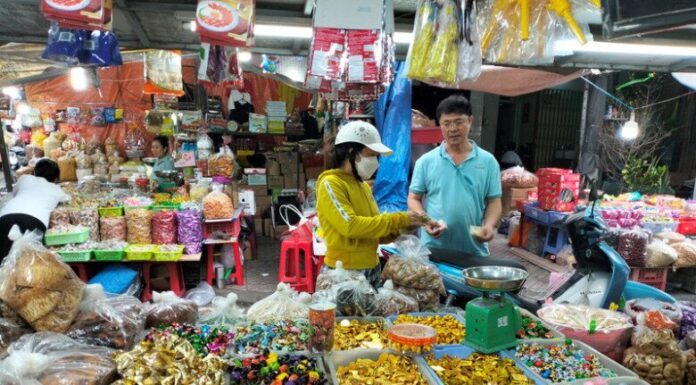 The Heart of Binh Duong: A Bustling Market with Unbeatable Prices