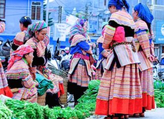 The Ancient Ha Giang Market: A 200-Year-Old Trading Hub and a Magnet for Western Tourists