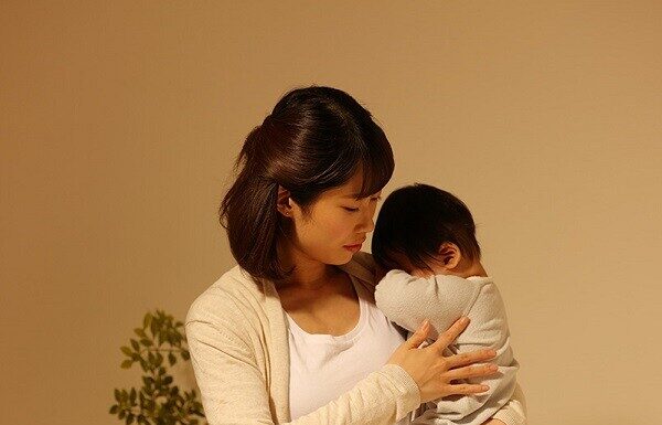 4 Ways Parents Unknowingly ‘Bully’ Their Children to Sleep, Harming Their Brains