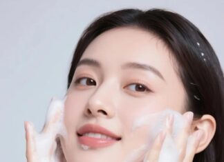 “Enhance Your Cleansing Routine: Mix One of These 3 Ingredients with Your Cleanser for a Radiant, Glowing Complexion”