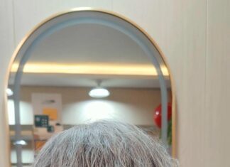 “Gray Hair, Young Spirit: 5 Expert Tips to Reverse Premature Hair Aging”