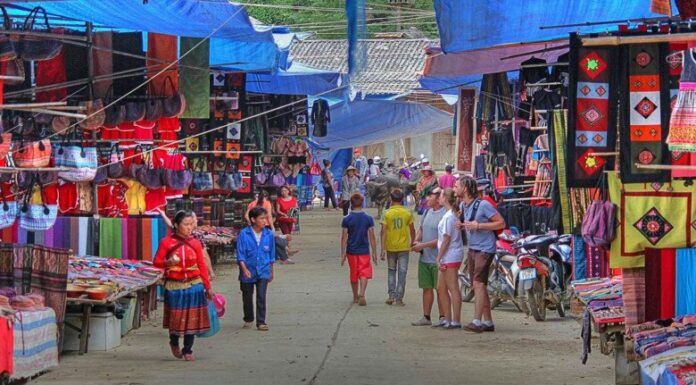 Lost in a Colorful Market in the Heart of Hoa Binh, This Becomes the Ultimate Attraction in Mai Chau