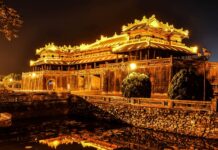 The Ultimate Nightlife Guide: 6 Hot Spots in the Heart of the Recent National Tourism Year Host Destination, Serving Signature Delicacies and Instagram-Worthy Views