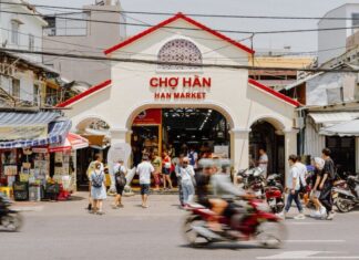 The Oldest Market in Da Nang: From a Tiny Temporary Market to a Bustling Shopping Hub in the Heart of Da Nang
