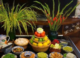 The Perfect Timing to Burn Incense Tomorrow – 1st of the Lunar Month: 3 Things to Do Now for a Blessed Family