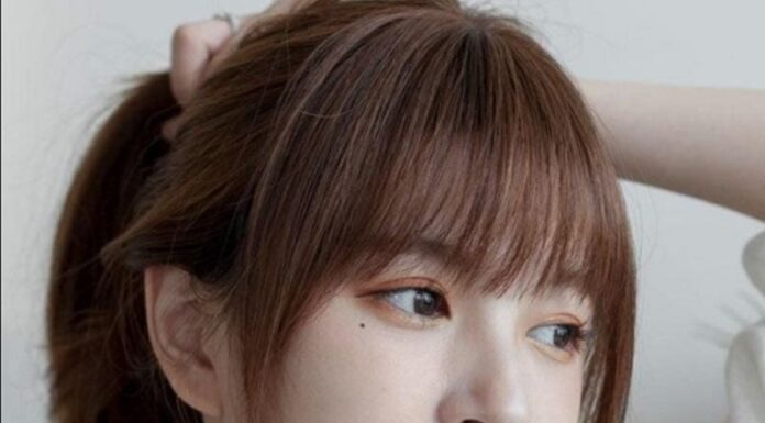 4 Hairstyles That Age You: A Guide for Women Over 40 to Avoid These Styles