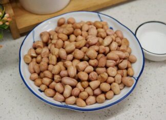 The Ultimate Guide to Roasting Crispy, Salted Peanuts: Uncover the “Priceless” Secrets for a Week-Long Crunch!