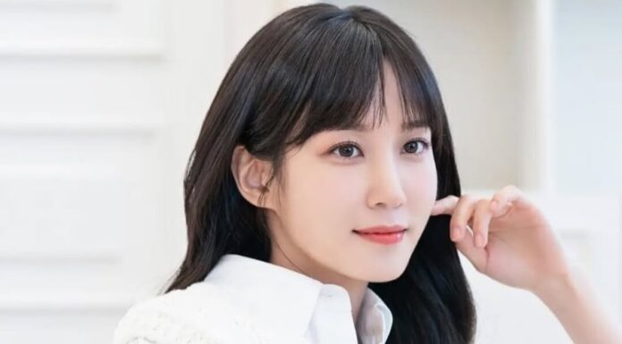 Unlock Flawless Skin: 5 Easy-to-Follow Korean Beauty Secrets