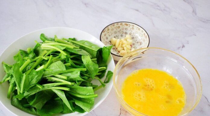 The Ultimate Super Green: Discover the Veggie with 60 Times More Vitamin K Than a Duck Egg, Delicious from Root to Leaf.