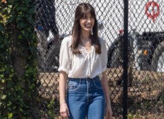 A Timeless Wardrobe: The 4 Wardrobe Essentials That Keep Anne Hathaway Looking Youthful Beyond 40.