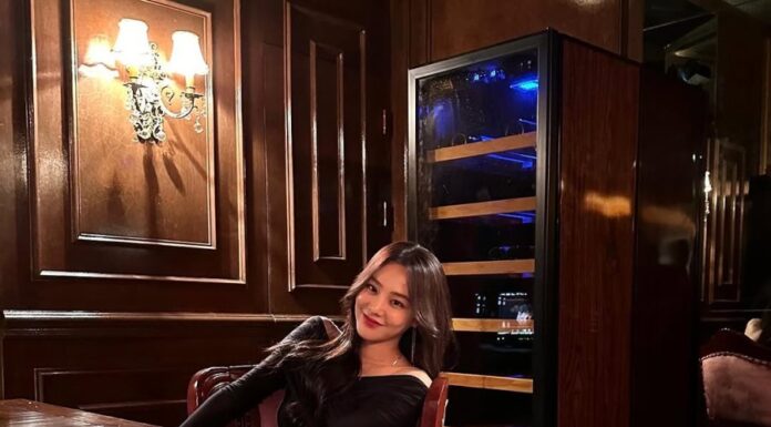 The Casual Style Contrast of the Two Leading Ladies in the Latest Hit Korean High School Drama