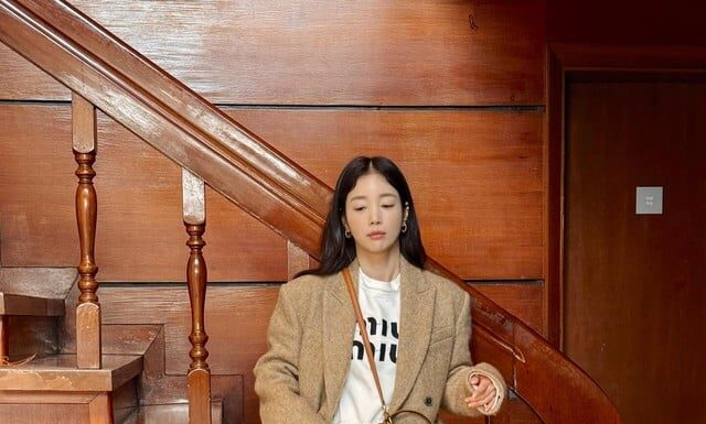 Ageless Beauty Secrets: How These Korean Stars Stay Youthful at 40 and Beyond with Easy Fashion Tips