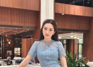 The Ultimate Style Guide: 4 Fashion-Forward Femmes Over 40 in Vbiz