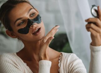 7 Face Masking Mistakes That Could Be Aging Your Skin