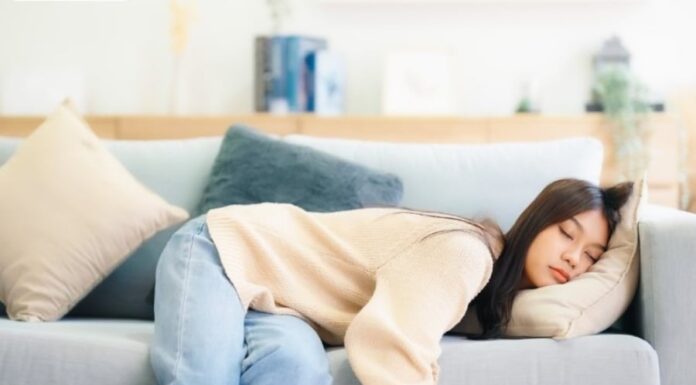 “4 Bad Habits That May Be Draining Your Energy and Making You Tired and Irritable”