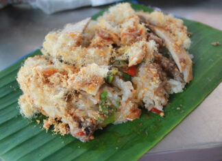 The Ultimate Saigonese Delicacy: A Tear-Jerking, Flavor-Exploding Rice Dish That’s Kept Customers Coming Back for 50 Years.