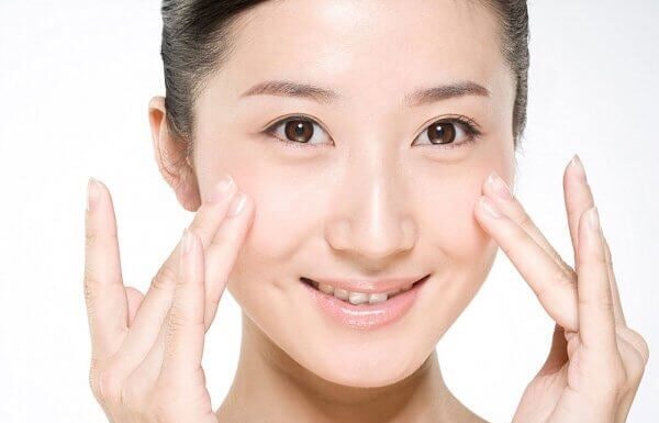 6 Simple and Effective Face Mask Methods to Combat Blackheads