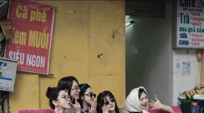 What to Wear on the Second Day of Tet If You Don’t Want to Wear an Ao Dai?