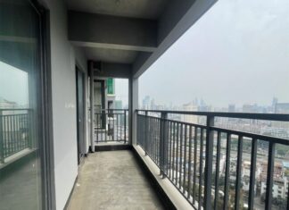 “Why Opting Out of Balcony Railings is a Smart Design Choice”