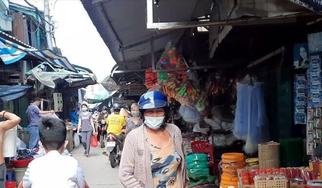 The Bicentennial Market of Soc Trang: A Local Hub of Culinary Delights