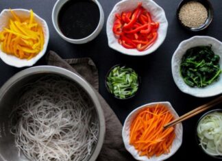 “The Secret to Perfectly Stir-Fried Glass Noodles: Chewy, Crispy, and Never Sticky”