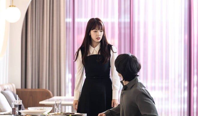 The Top 5 Best-Dressed Female Leads in K-Dramas of 2024