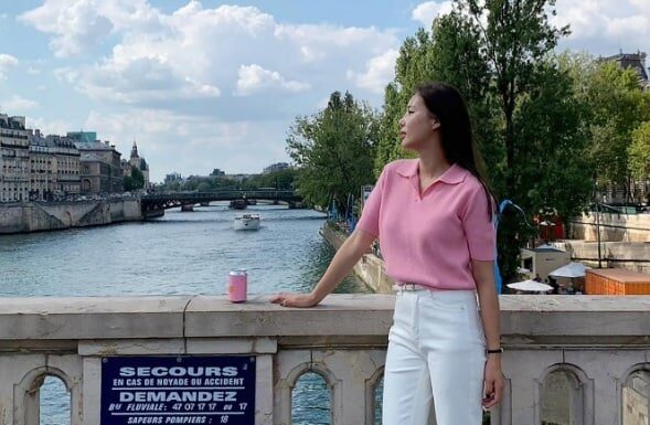 The Ultimate Style Guide: Mastering the Art of Chic with Straight-Leg Pants