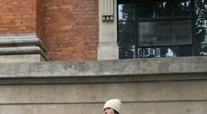 3 Tips to Choose Stylish Tights That Won’t Be Perceived as Tacky or Inappropriate