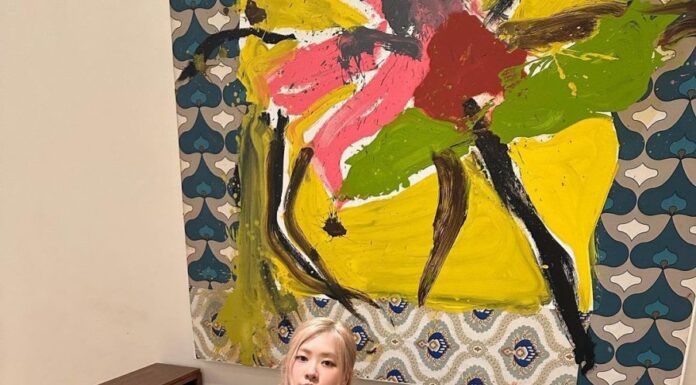 The Ultimate Guide to Power Dressing: Rosé of BLACKPINK and Her Sleek, Chic Trouser Looks