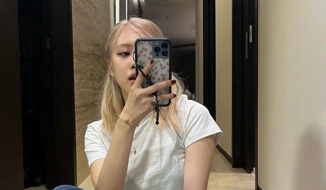 The Ultimate Guide to Styling Basics: Rosé’s Effortless Mix-and-Match Chic