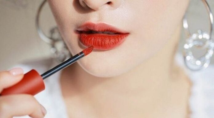 6 Simple Tricks for a Seductive Pout: Tips for a Kissable, Captivating Smile