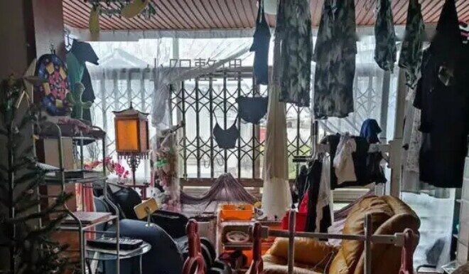 Why Did Our Ancestors Advise Against Facing These 5 Things When Opening a Door? Debunking Superstition.