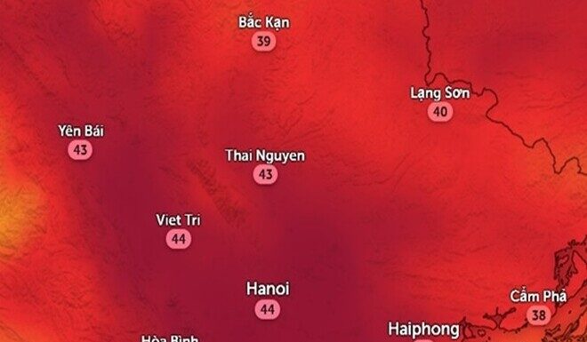 The Chilling Truth: An Early Arrival of the Northeast Winds, Bringing Rain and a 10-Degree Drop in Temperature to Hanoi