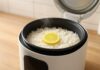 “A Squeeze of Lemon: The Simple Hack to Keep Rice Fresh in Hot and Humid Climates”