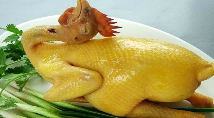 5 Types of People Who Should Avoid Eating Chicken: A Word of Caution for These Individuals