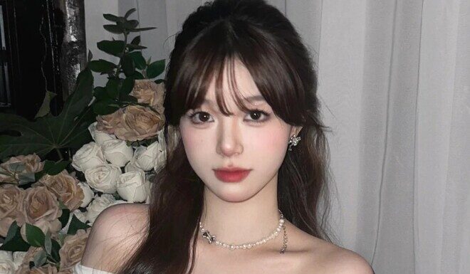 7 Stunning Half-Up Hairstyles for an Elegant Look This Lunar New Year