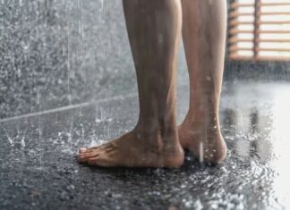 The Best Time to Shower: A Microbiologist’s Take on the Ideal Shower Routine