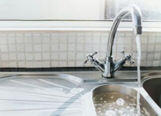 Unclog Your Pipes: A Super-Affordable, Super-Clean DIY Solution.